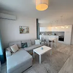 On The Near The Sea Apartment *