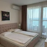 On The Near The Sea Apartament Warna